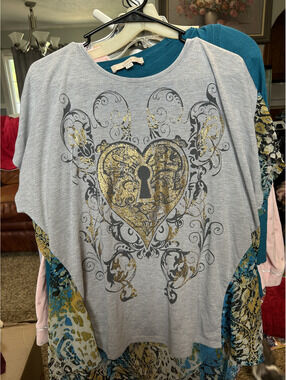 HeartSoul Women's Plus Size 3X Mixed Print Keyhole Heart Top